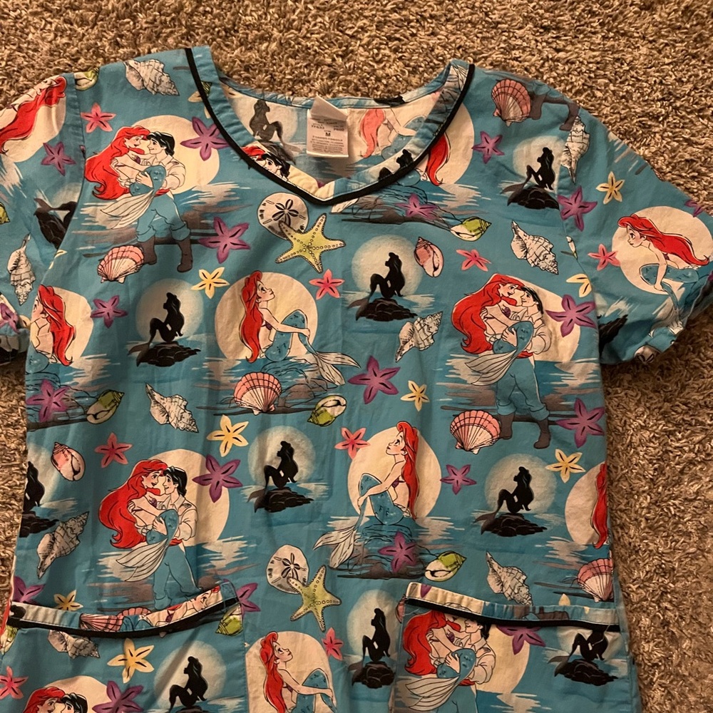 The Little Mermaid scrub top 🐠